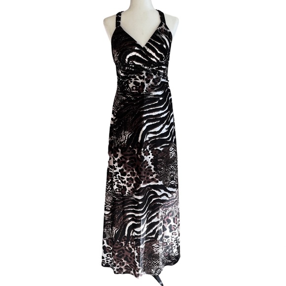 Le Chateau Stunning Animal Print Formal dress - Picture 2 of 14